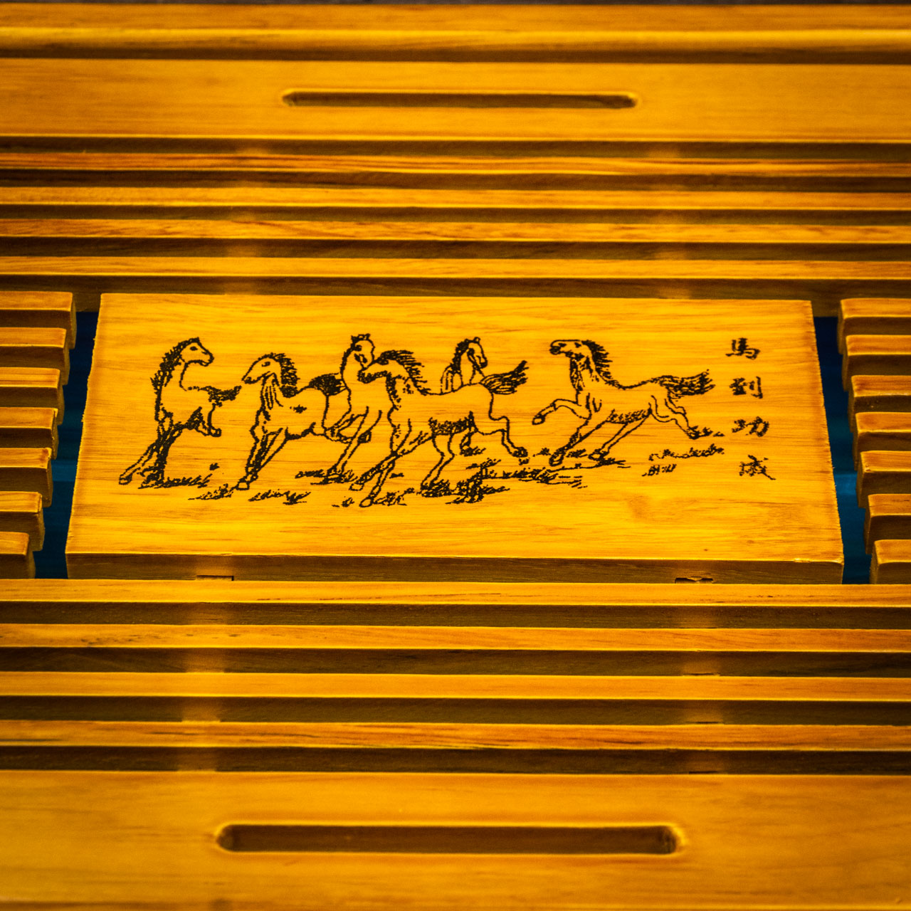 Чабань з піддоном (світла) 43х28х5,5 см, Фото Чабань з піддоном (світла) 43х28х5,5 см, Картинка