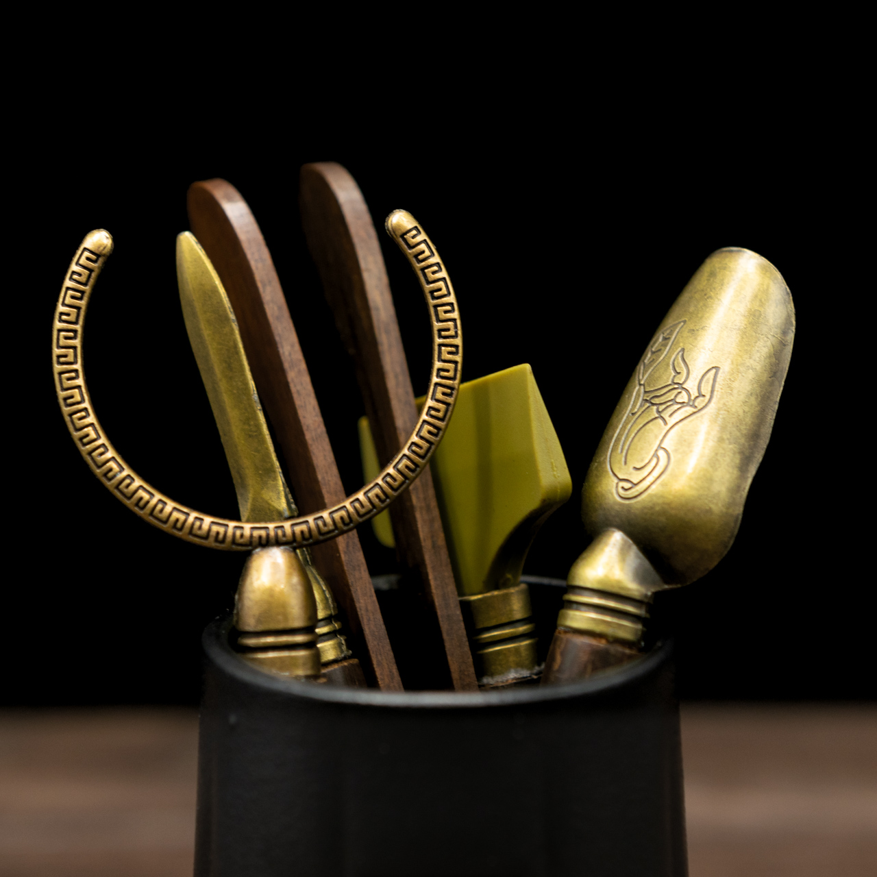 Набір інструментів для чайної церемонії, Картинка