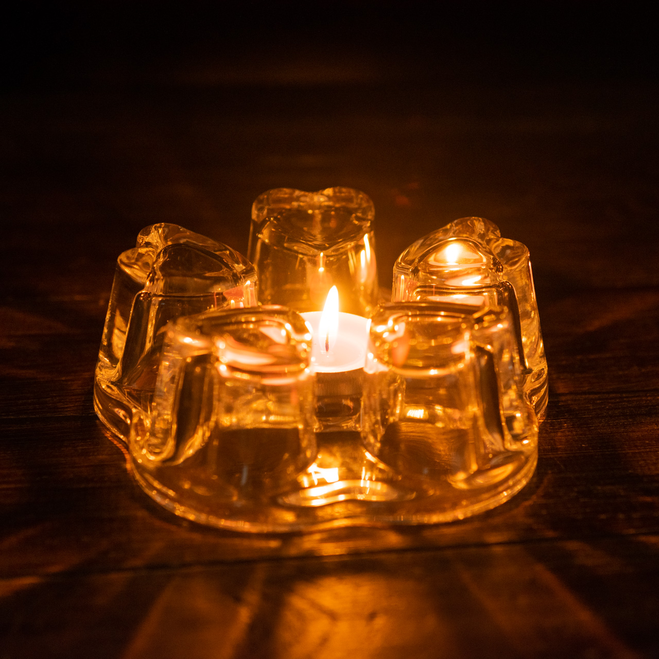 Подсвечник под чайник, Картинка