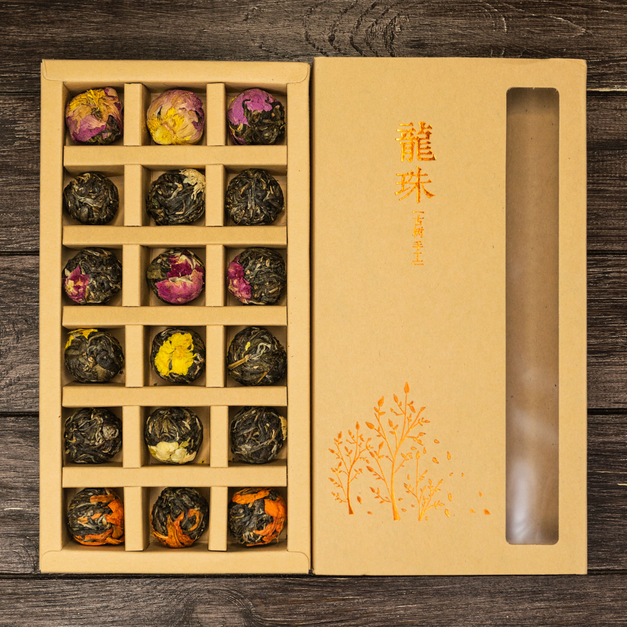 Подарунковий набір в'язаного чаю "Асорті", 18 порцій, Картинка