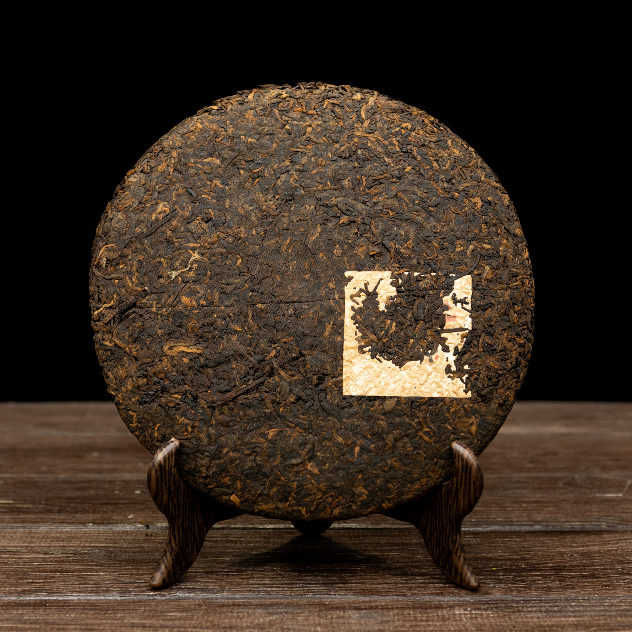 Шу Пуер "Daxueshan" 357 грам 2009 рік, Фото Шу Пуер "Daxueshan" 357 грам 2009 рік, Картинка