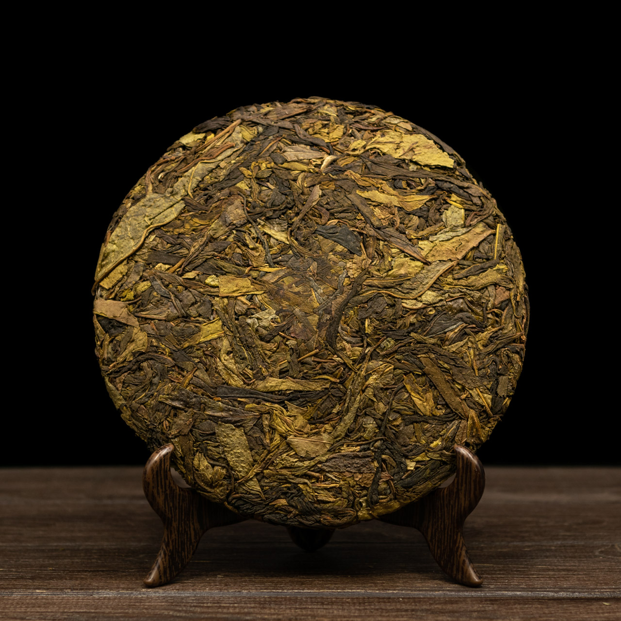 Шен Пуер "Золотий лист" 357 грам 2020 рік, Фото Шен Пуер "Золотий лист" 357 грам 2020 рік, Картинка